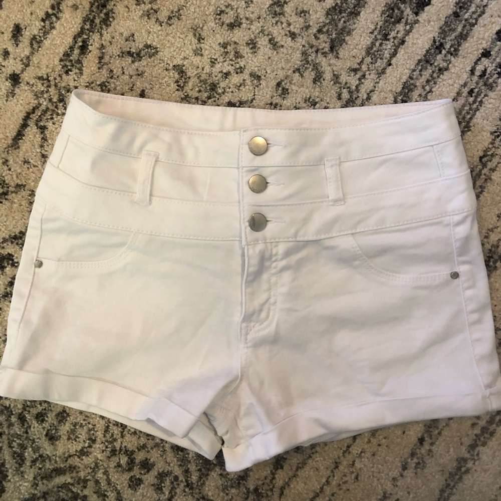 High Waisted Short White Shorts